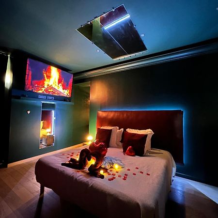 Mieuxqualhotel Jacuzzi Privatif Velvet Desire Bordeaux Exterior photo